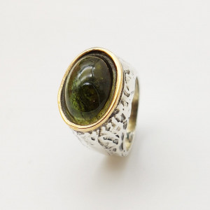 Anello Cab mignolo presiolite verde Anello Cab mignolo presiolite verde