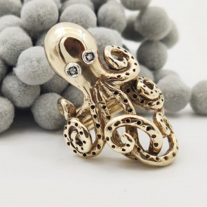 Bronze octopus ring